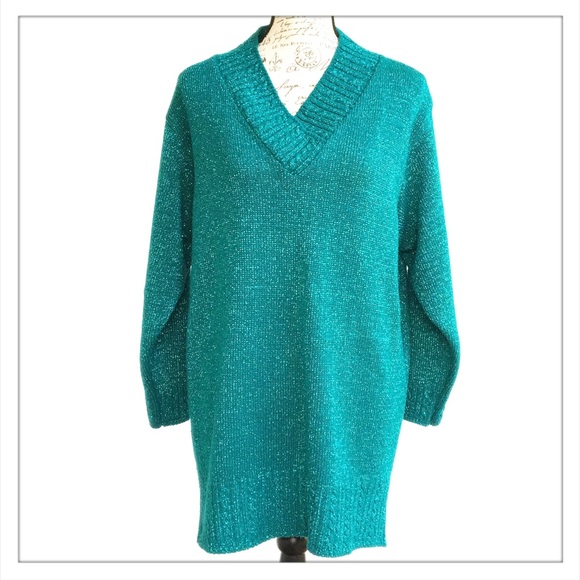 Diane Von Furstenberg Sweaters - Vintage Diane von Furstenberg Sweater